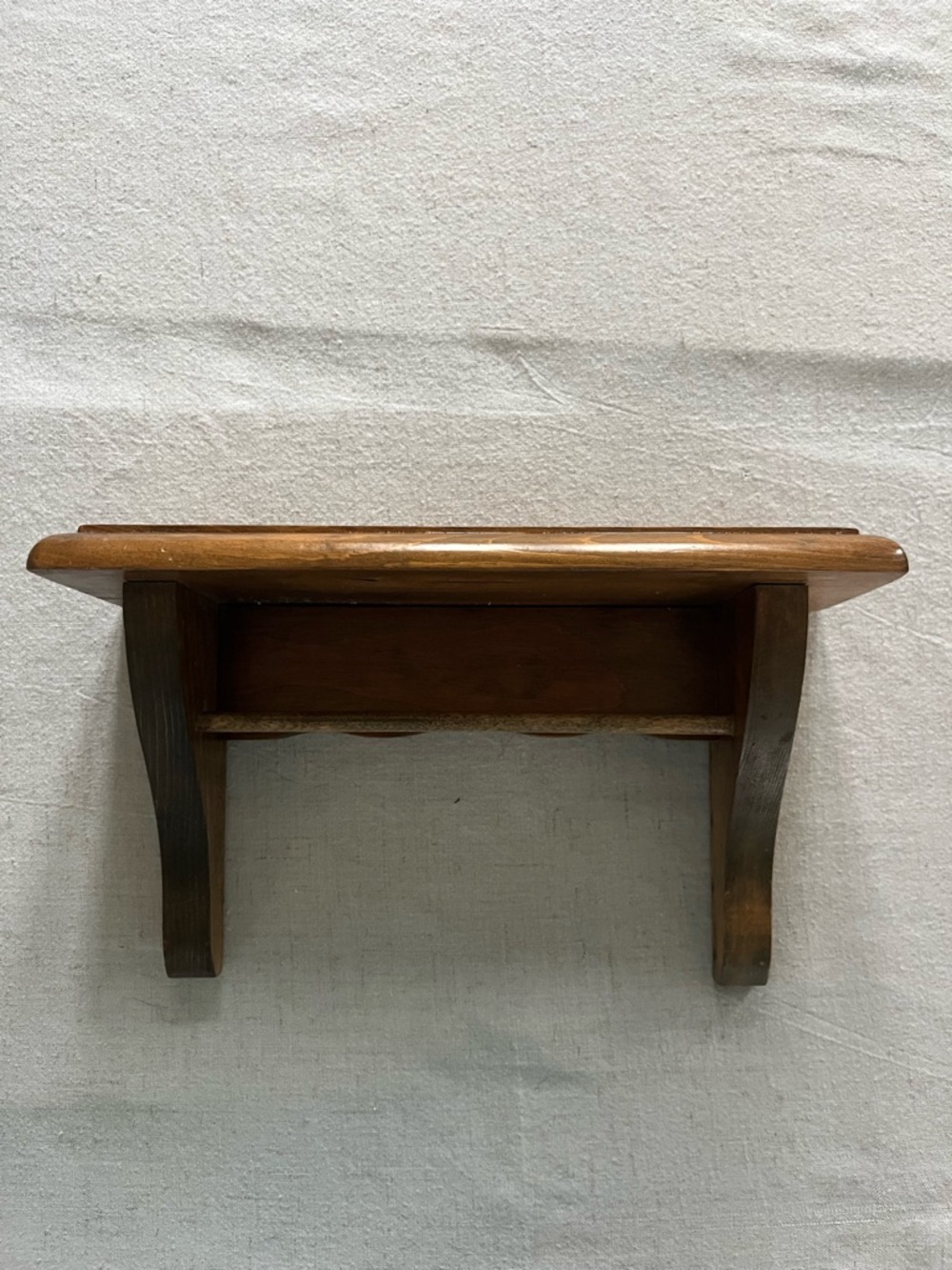 Vintage Solid Wood Wall Shelf with Dowel Rod
